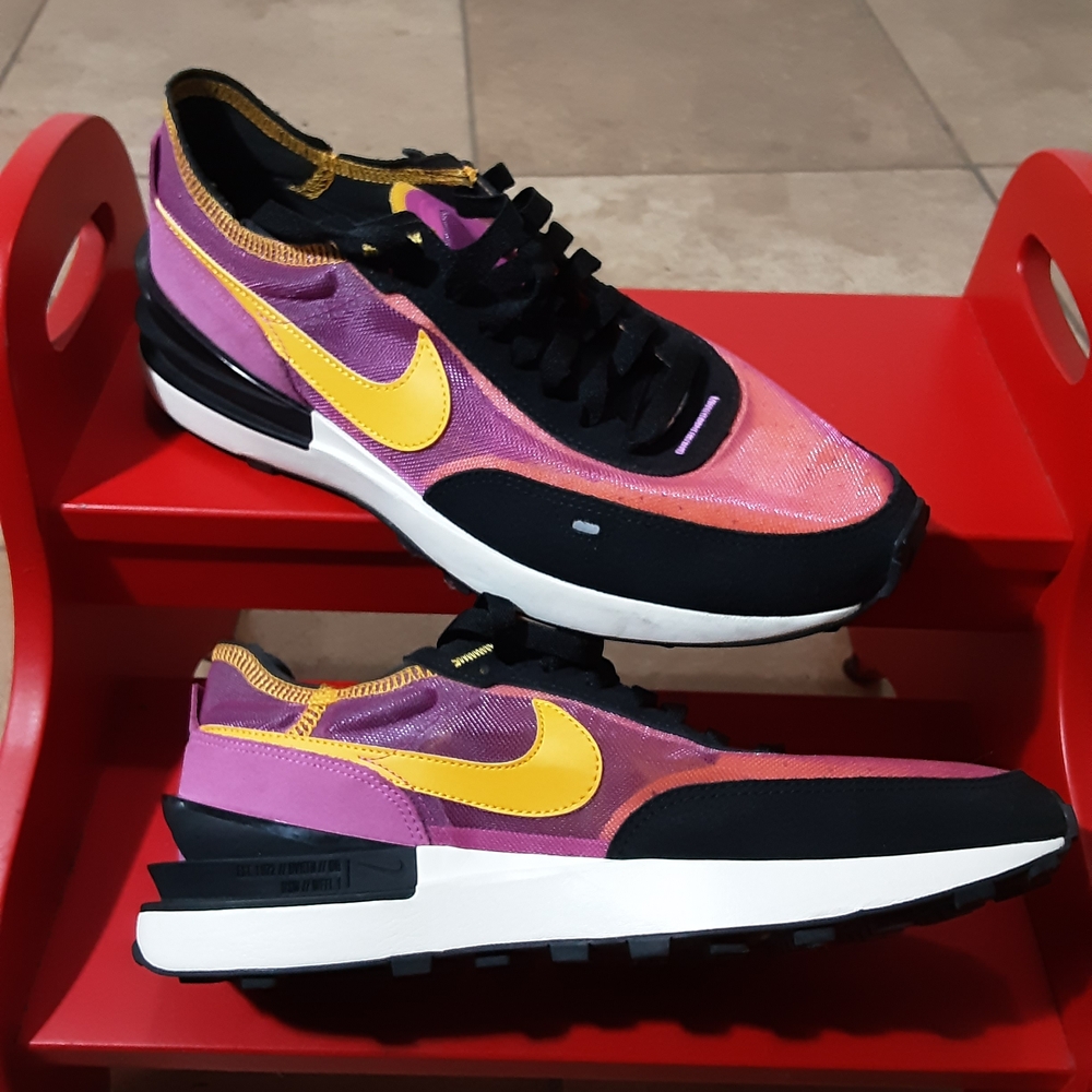 Nike Waffle One Active Fuchsia PINK, Purple, GOLD and Yellow Sneakers